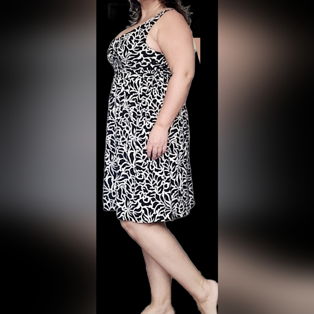 LOFT Ann Taylor Black/White Floral Sleeveless Dress Stretchy Comfy XL - Picture 11 of 16